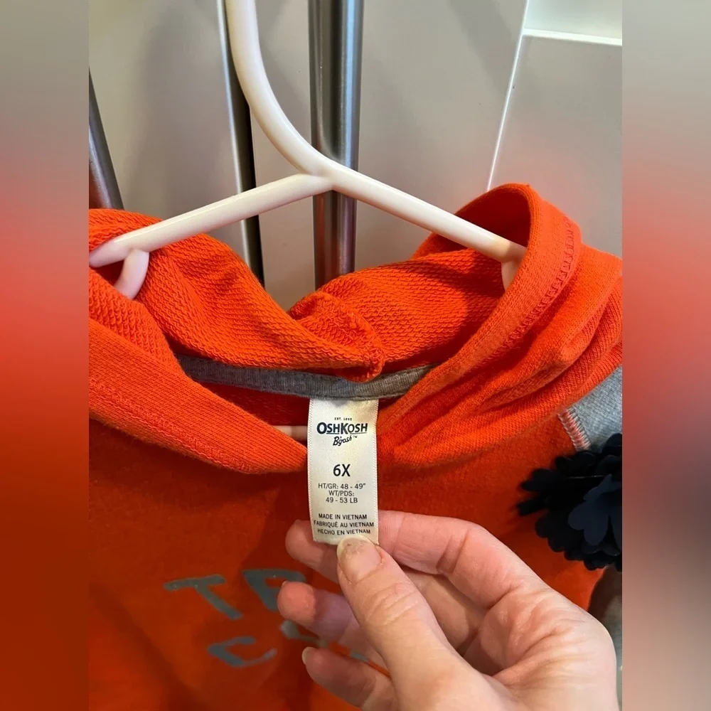 Carters size 6x NWT long hoodie sweatshirt